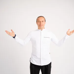 Шеф-повар Василий Емельяненко