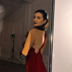 Юлия Полезная